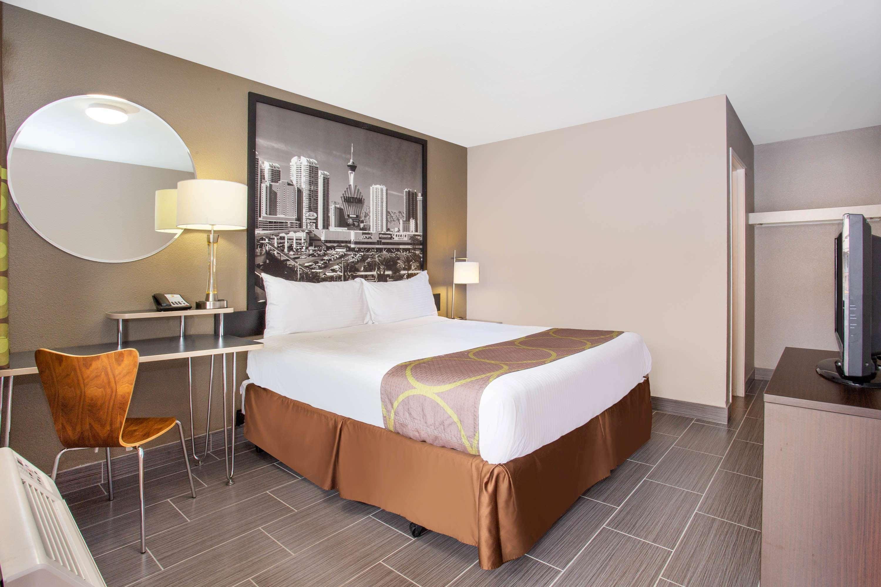 Super 8 By Wyndham Las Vegas Nellis Afb Area Luaran gambar